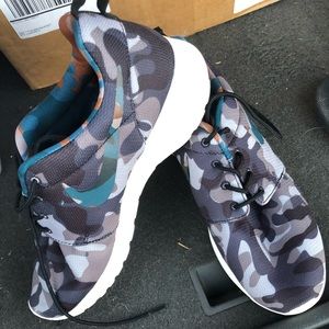 Camo Nike’s